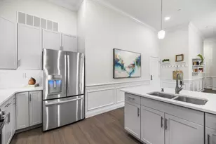 320 Middlesex Ave, Medford, MA 02155 - Photo 12