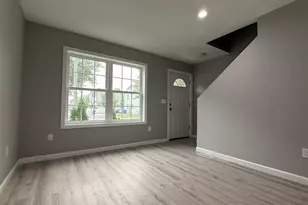 242 Eastern Ave, Springfield, MA 01109 - Photo 6
