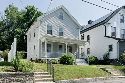 25 Prospect St, Ware, MA 01082 - Photo 2