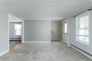 25 Prospect St, Ware, MA 01082 - Photo 22