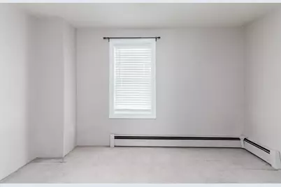25 Prospect St, Ware, MA 01082 - Photo 10