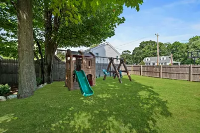 33 Bartlett Rd, Randolph, MA 02368 - Photo 24