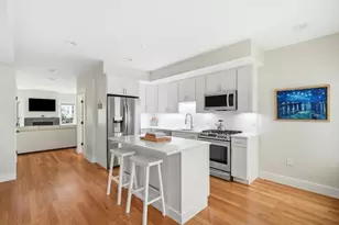 10B Berkley Rd, Hull, MA 02045 - Photo 4