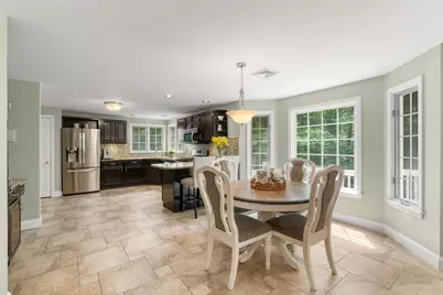27 Lancashire Dr, Mansfield, MA 02048 - Photo 6