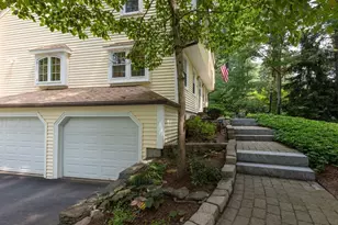 34 Pioneer Dr, Duxbury, MA 02332 - Photo 2