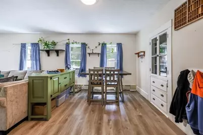 21 Emerald Ave, Webster, MA 01570 - Photo 8