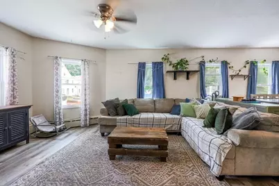 21 Emerald Ave, Webster, MA 01570 - Photo 6