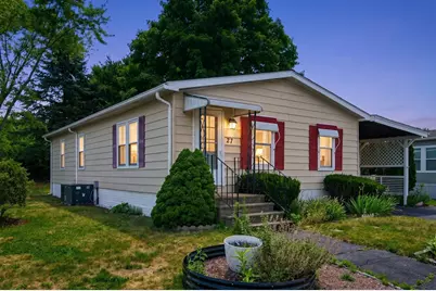 27 Castle Road #153, Attleboro, MA 02703 - Photo 2