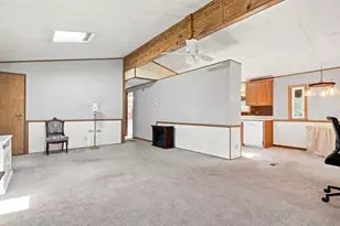 27 Castle Rd, Attleboro, MA 02703 - Photo 10