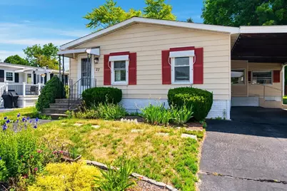 27 Castle Road #153, Attleboro, MA 02703 - Photo 6