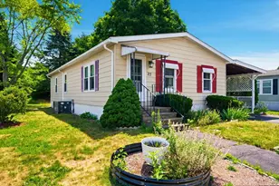27 Castle Rd, Attleboro, MA 02703 - Photo 1