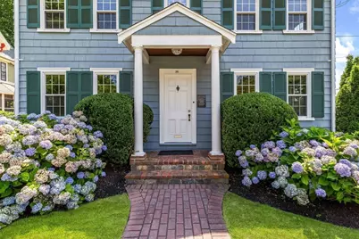 26 Garden St, Melrose, MA 02176 - Photo 24