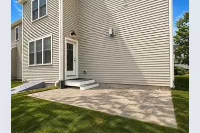 127 Oxbow Rd, Framingham, MA 01701 - Photo 4