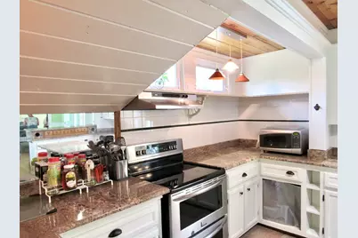 5 Washington St, Monson, MA 01057 - Photo 10