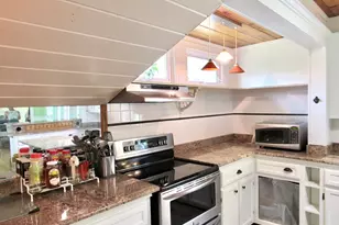 5 Washington St, Monson, MA 01057 - Photo 10