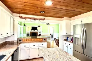 5 Washington St, Monson, MA 01057 - Photo 6