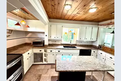 5 Washington St, Monson, MA 01057 - Photo 8