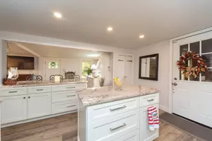 634 Pine St, Bridgewater, MA 02324 - Photo 8