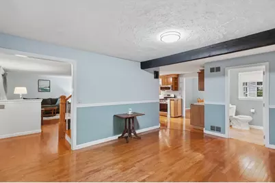 17 North Vine Street, Milford, MA 01757 - Photo 12