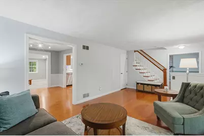 17 North Vine Street, Milford, MA 01757 - Photo 14