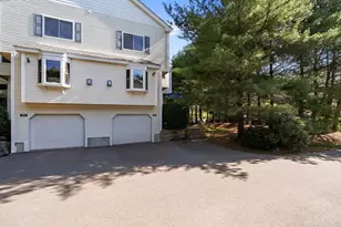 703 Old Bridge Ln, Bellingham, MA 02019 - Photo 4