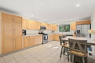 703 Old Bridge Ln, Bellingham, MA 02019 - Photo 8