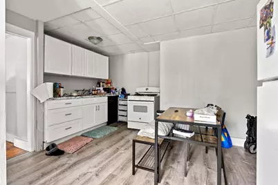 316 Rogers St, Lowell, MA 01852 - Photo 4