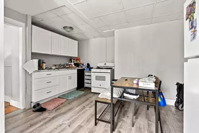 316 Rogers St, Lowell, MA 01852 - Photo 4