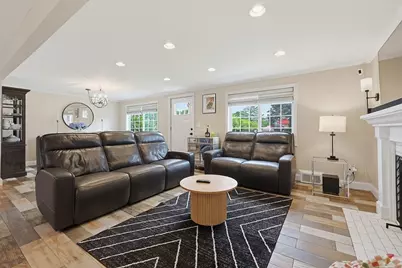 11 Vernon Pl, Seekonk, MA 02771 - Photo 4