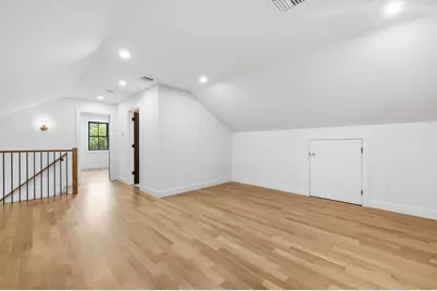 4 Eastern Ave, Burlington, MA 01803 - Photo 30