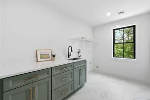 4 Eastern Ave, Burlington, MA 01803 - Photo 22