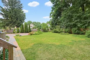 17 Church Ct, Ashland, MA 01721 - Photo 2