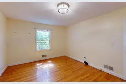 25 Montague St, Montague, MA 01376 - Photo 22