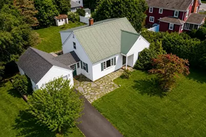 25 Montague St, Montague, MA 01376 - Photo 1