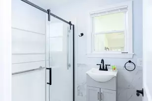 38 Eagle St, Ware, MA 01082 - Photo 16