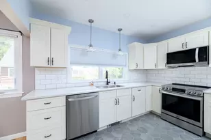 38 Eagle St, Ware, MA 01082 - Photo 8
