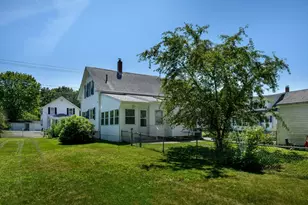 38 Eagle St, Ware, MA 01082 - Photo 6