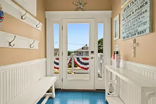 50 Floyd St, Winthrop, MA 02152 - Photo 2