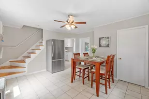 20 Carolyn St, Lowell, MA 01850 - Photo 6
