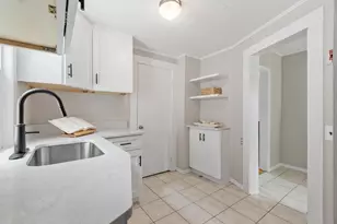 20 Carolyn St, Lowell, MA 01850 - Photo 10