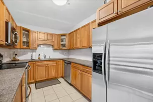 55 Tall Oaks Dr, Weymouth, MA 02190 - Photo 1