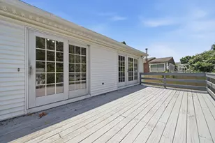 7 Hingston St, Peabody, MA 01960 - Photo 32