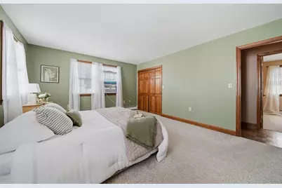 7 Hingston St, Peabody, MA 01960 - Photo 16