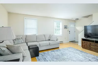 4 Crestwood Dr #4, Northborough, MA 01532 - Photo 8