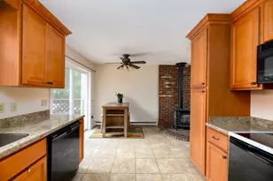 4 Crestwood Dr, Northborough, MA 01532 - Photo 12