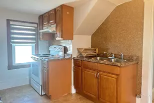 18 Brookfield St, Ludlow, MA 01056 - Photo 10