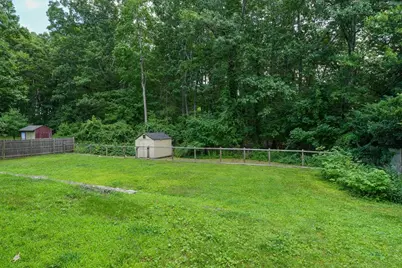 23 Laurel Dr., Hudson, MA 01749 - Photo 2