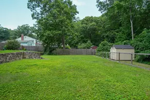 23 Laurel Dr, Hudson, MA 01749 - Photo 26