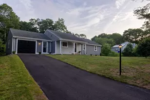 6 Hilltop Dr, Bourne, MA 02561 - Photo 4