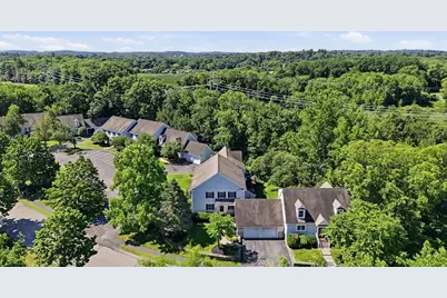 4 Partridge Ln #4, Lynnfield, MA 01940 - Photo 2